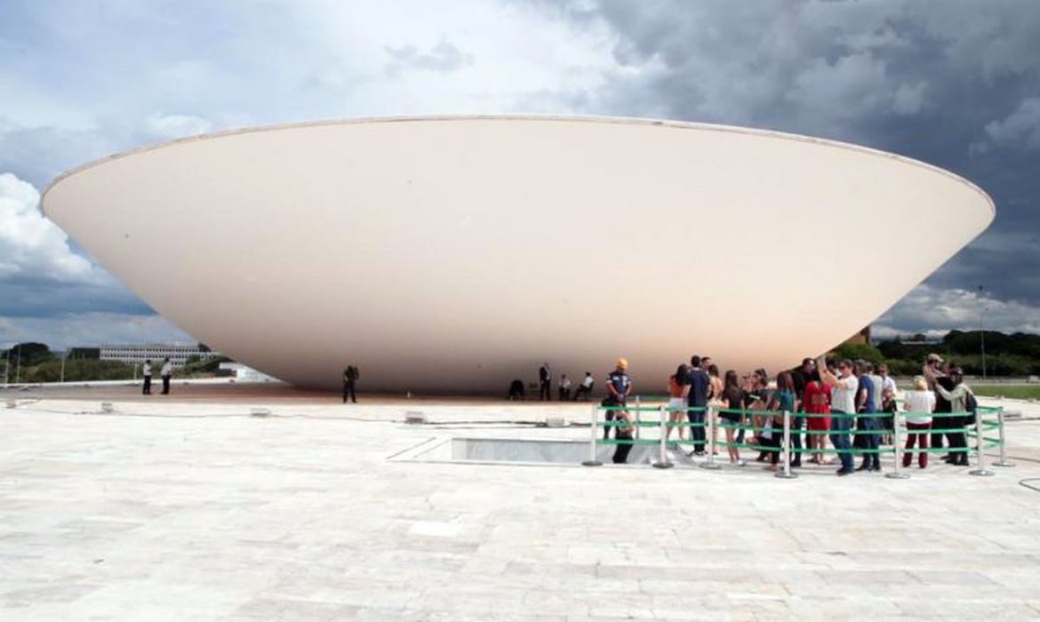 Brasília (DF), 28/09/2026 - Pessoas durante visita ao Congresso Nacional. Foto: Agência Câmara/Arquivo/Divulgação