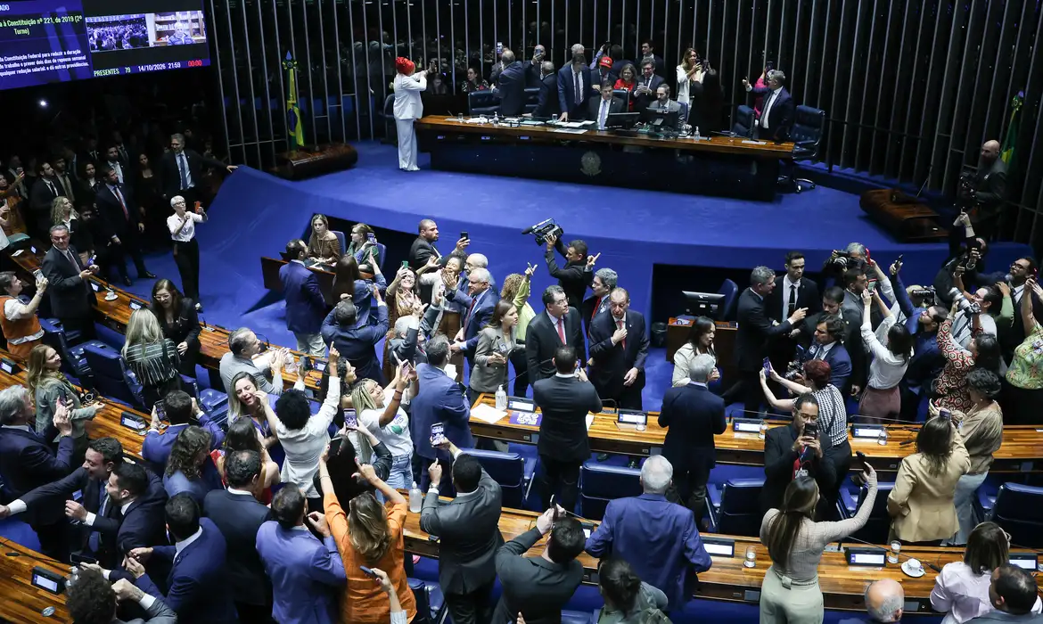 Brasília – DF – 14/10/2026 - Sessão do Senado que votou o fim da escala 6X1. Lula Marques/Agência Brasil.